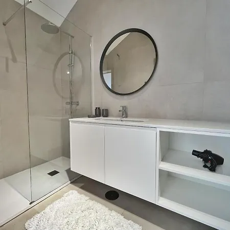 Sunny Rooftop Duplex With Elevator Near Iconic Bridge Lägenhet Vila Nova de Gaia