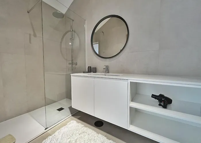 Sunny Rooftop Duplex With Elevator Near Iconic Bridge Daire Vila Nova de Gaia